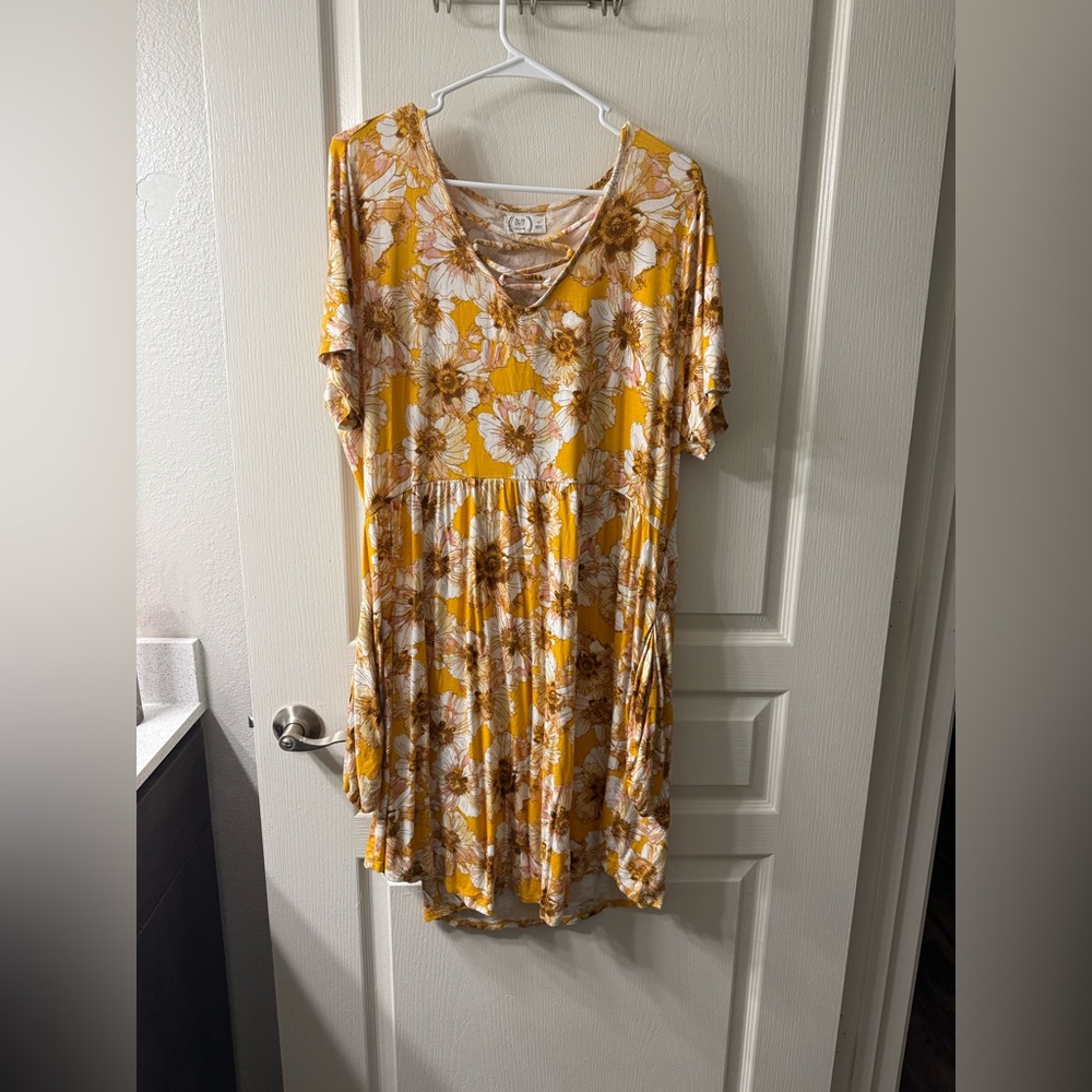 Maurice’s 1X yellow floral dress